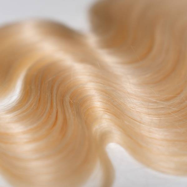 Closure Top Virgin Body Waves Blonde (613)